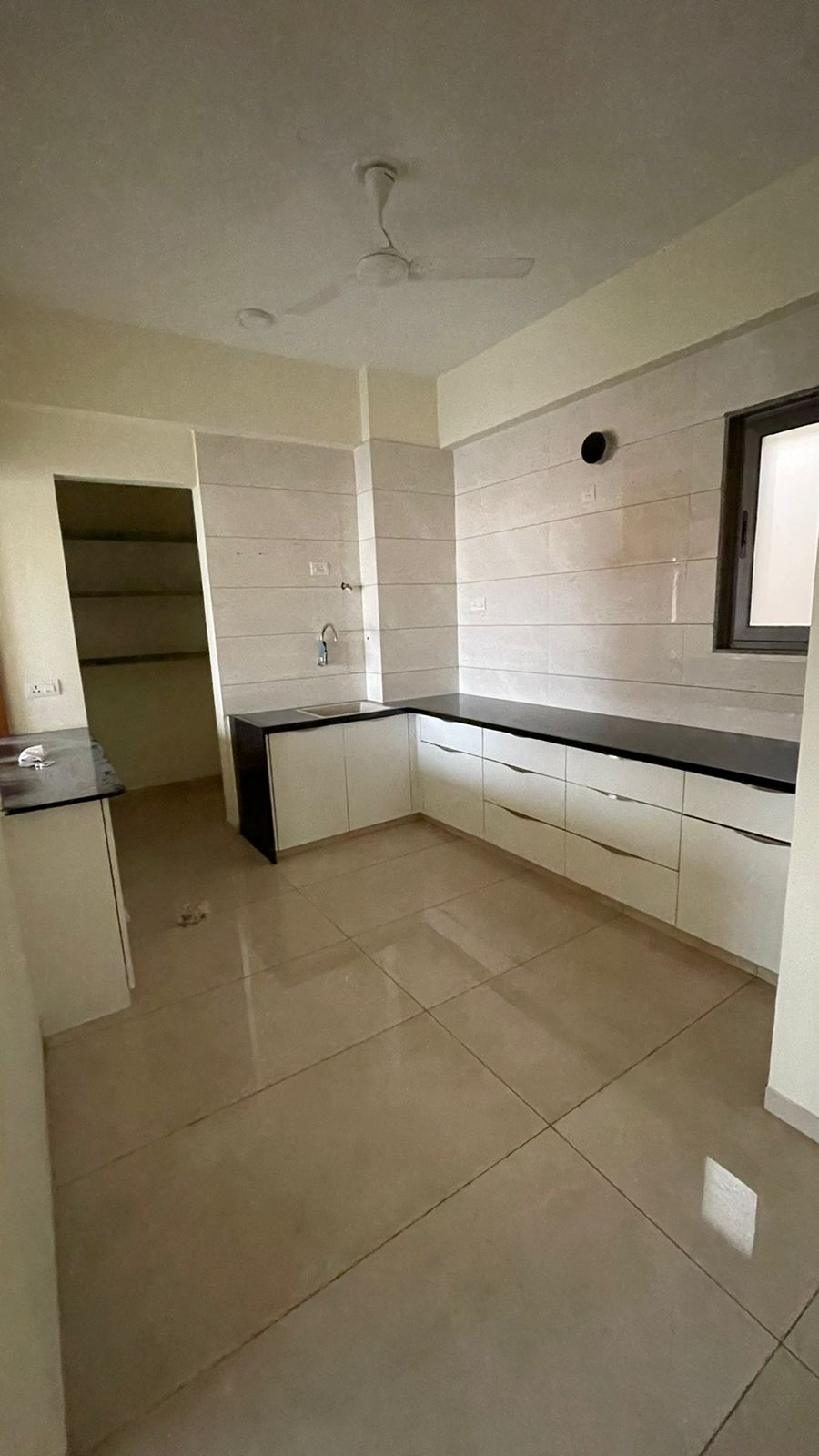 3 bhk pent house for rent in kudasan